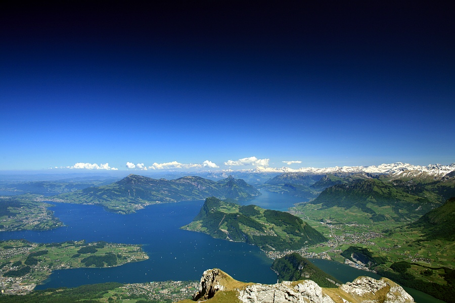 Lac des Quatre-Cantons (Vierwaldstättersee), Suisse centrale